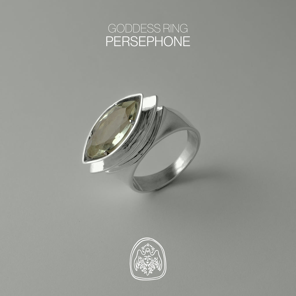 GODDESS RING | pierścień (permanent collection)