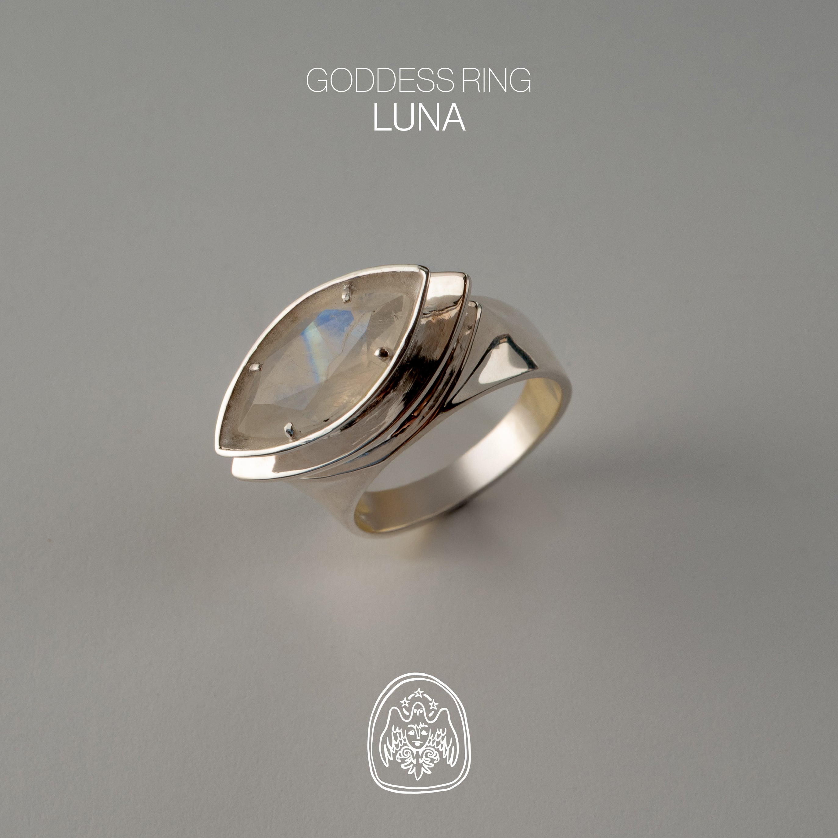 GODDESS RING | pierścień (permanent collection)